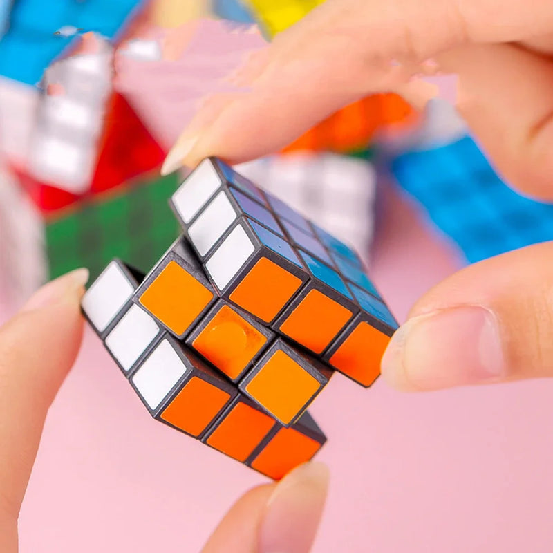 Cubo Mágico Colorido - Brinquedo Educativo e Desafiador